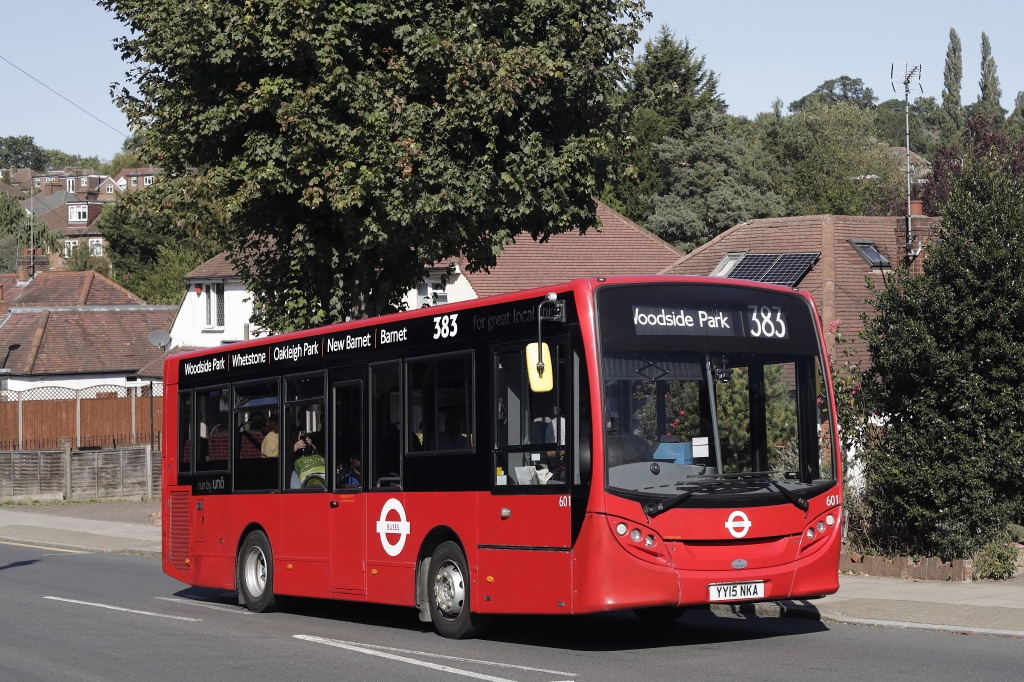 London bus 383