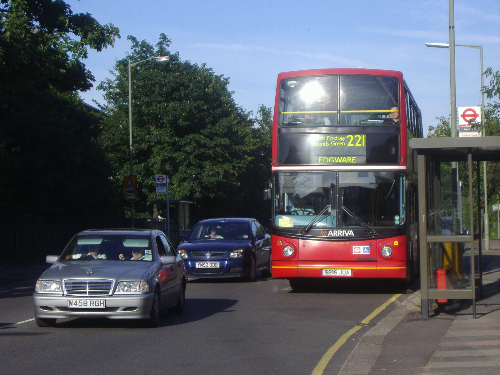 London bus 221