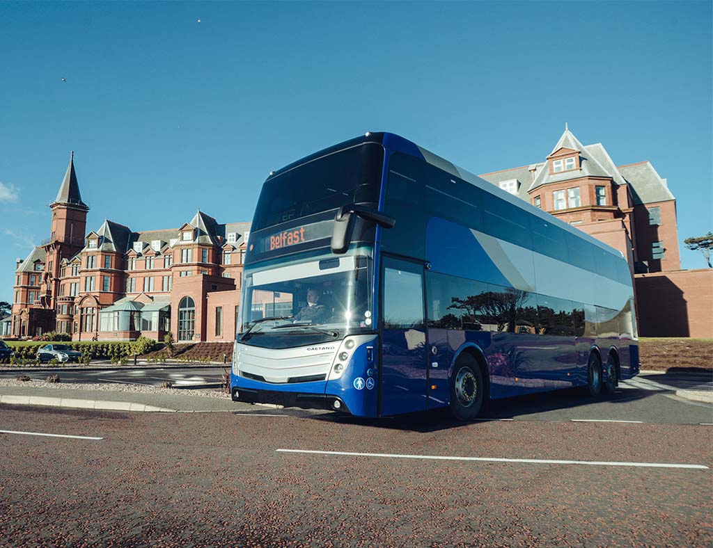 AYearOfBuses 261: Goldline Express Belfast - Enniskillen - Transport  Designed