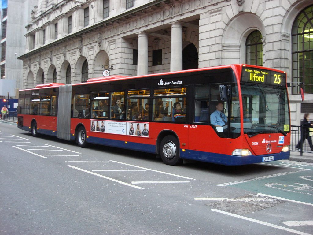 London bus 25