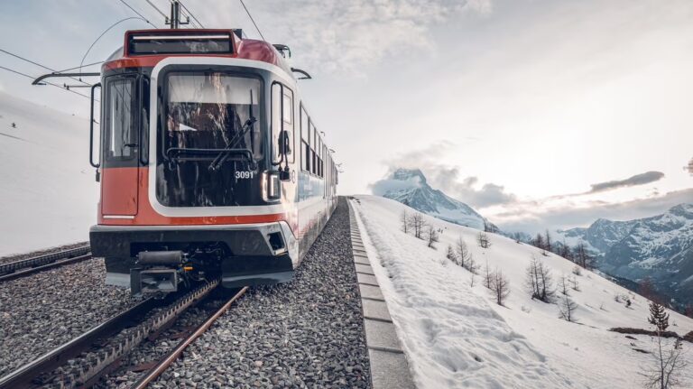 Pininfarina-designed Polaris train