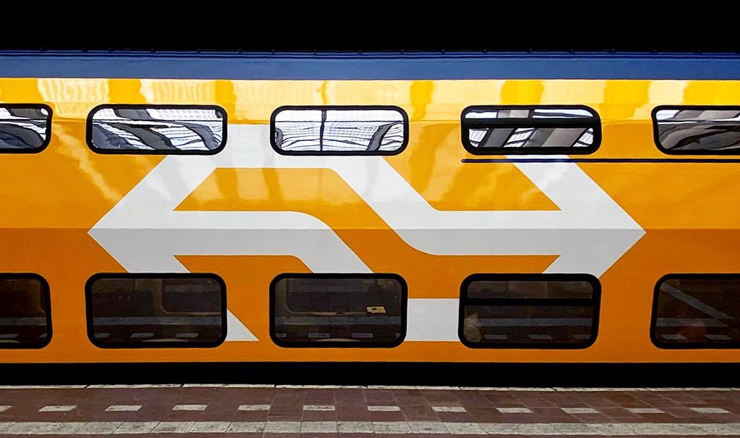 A look behind the new livery for NS by Studio Dumbar